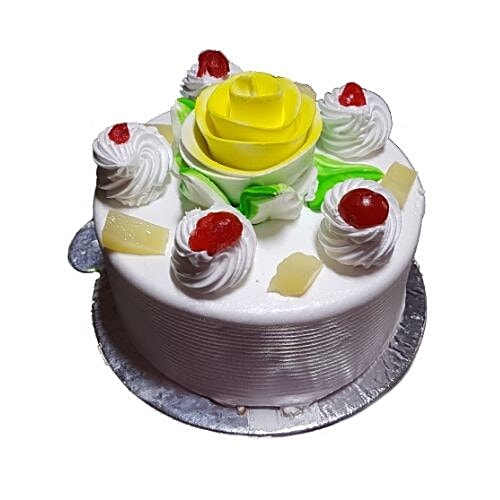 Buy Standard Pastry Patel Nagar Fresh Cakes Pineapple 1 Kg Online at