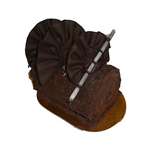 Buy Karachi Bakery Cakes Choco Truffle Swiss Roll Online at Best