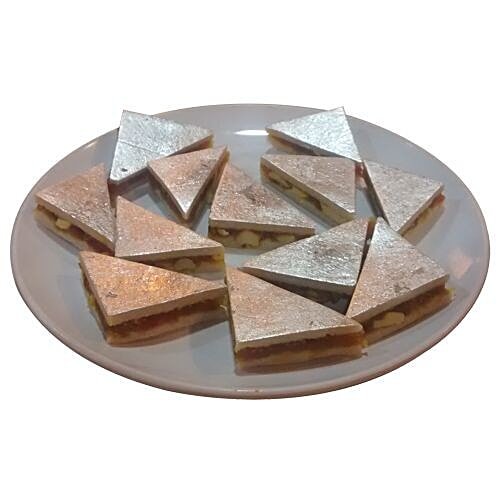 Buy Bhartiya Jalpan Sweets Kaju Pineapple 250 gm Online at Best Price