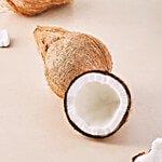 fresho! Coconut - Large 1 pc (approx. 550g to 650g)