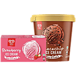 Kwality Wall's Strawberry + Choco Chip Ice Cream, 700 ml  Each Combo (2 Items)