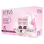 Lotus Herbals Radiant Pearl Cellular Lightening Facial Kit 1 pc 