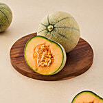 fresho! Muskmelon - Striped 1 pc (approx. 450 g - 900 g)