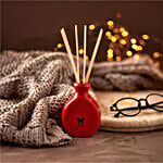 Iris Apple Cinnamon Reed Diffuser Set - 60 ml diffuser oil, 6 Rattan reeds, 1 ceramic pot 3 pcs 