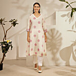 Daali Cream Poly Linen Slub V Neck 3/4 Sleeves Summery Whites Kurta With Two Pockets 1 pc (Size - L)