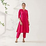 Daali Pink Plain Kurta With Pant 1 Set (Size - L)