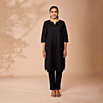 Daali Black Cotton Regular Fit Kurta 1 Set (Size - M)