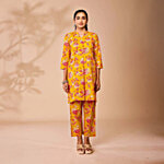 Daali Canary Mustard Cotton Regular Fit Floral Print Kurta 1 Set (Size - M)