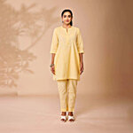 Daali Yellow Cotton Regular Fit Kurta 1 Set (Size - L)