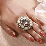 Aatmana Gold-Plated Kundan Stone-Studded & Beaded Adjustable Finger Ring 1 pc (Free Size)