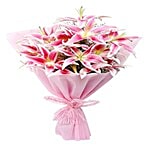 FERNS N PETALS Flower Bouquet - Luxurious Lilies 400 g