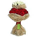 Ferns N Petals Pvt Ltd Flower Bouquet - Graceful Red N White Roses Bunch 400 g