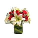 Fernsnpetals Indiranagar Flower Bouquet - Roses N Lilies 1 pc