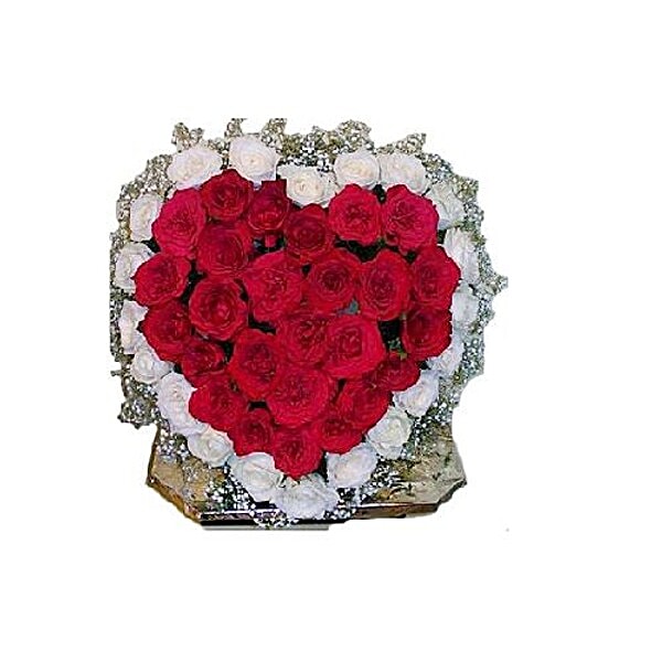 Buy Blooms And Bouquets Malad Flower Bouquet Golden Heart 1 Pc Online