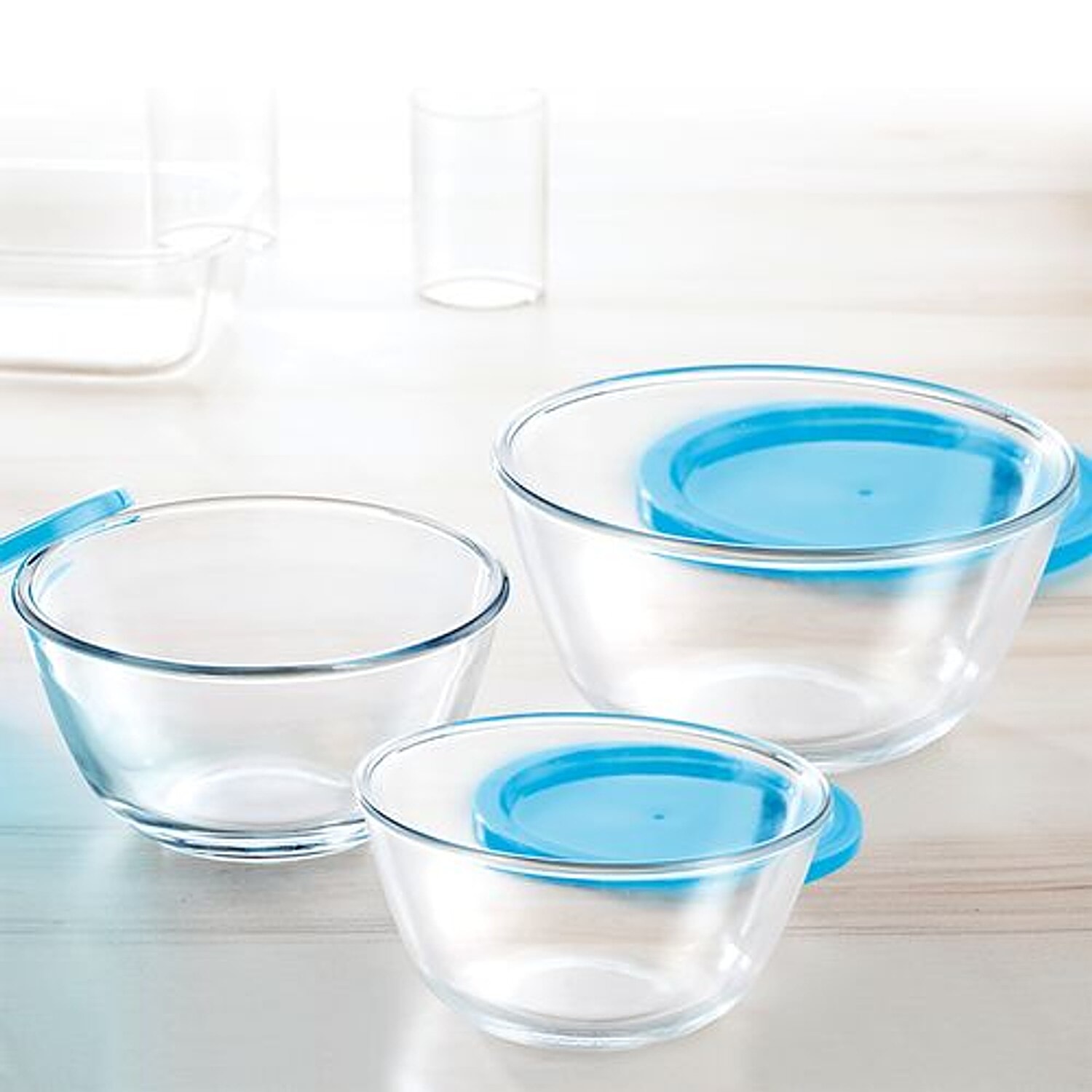 Borosil 100 Borosilicate Glass Mixing Bowls With Blue Lid 500ml